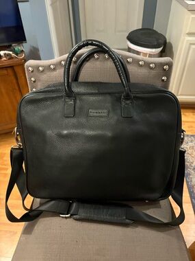 🔥Bugatti  Leather  Laptop Briefcase/Satchel W/Detachable Straps- Black, VGUC
